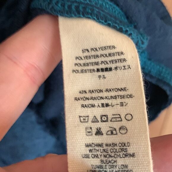 Free People blue/green crushed velvet long short sleeve tunic tee - Picture 8 of 8